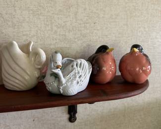 And finish up the shelf a couple of lovely porcelain robins