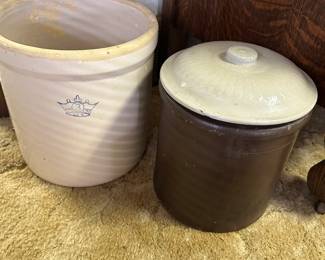 A couple more nice crocs the one that left a 3 gallon croc the brown lidded one looks to be 2 1/2 gallons