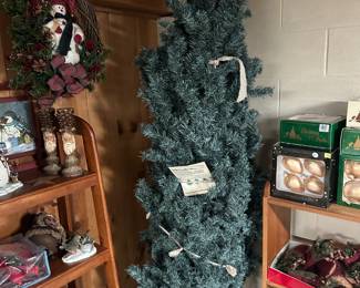 A great 6 1/2 foot artificial Christmas tree