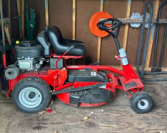 This is an EXCELLENT Snapper Riding Lawn Mower! Model # 7800104 with a Briggs & Stratton Engine!