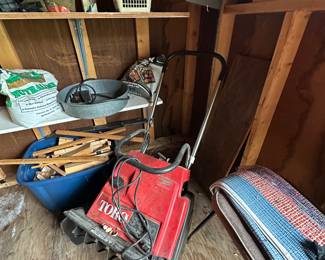 Nice Toro Snowblower! This is EXACTLY the time of year to buy one!