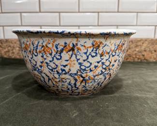 Redwing? Spongeware No. 10 Mixing Bowl