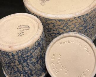 Crock marks on bottom - Robinson, Rainsbottom Pottery Co, Roseville, Ohio, USA).