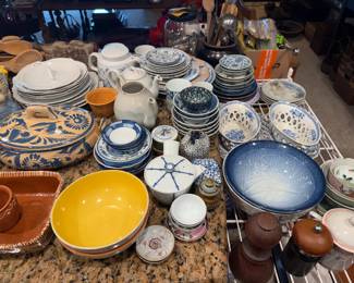 Miscellaneous Porcelain Dishware