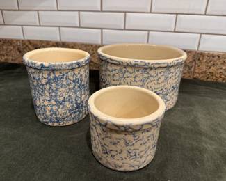 Spongeware Crocks 1PT |1QT | 2QT - (Robinson, Rainsbottom Pottery Co, Roseville, Ohio, USA).