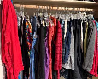 Clothing Size M - L.