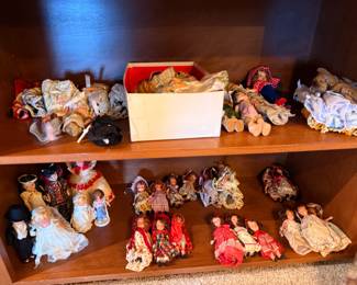 Collection of Nancy Ann Storybook Dolls
