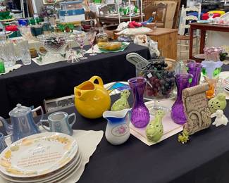 Assorted Household Decor'