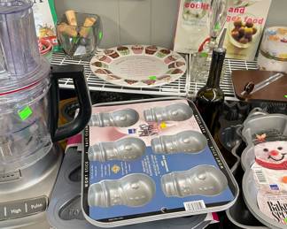 Baking Accessories, Small Appliances 