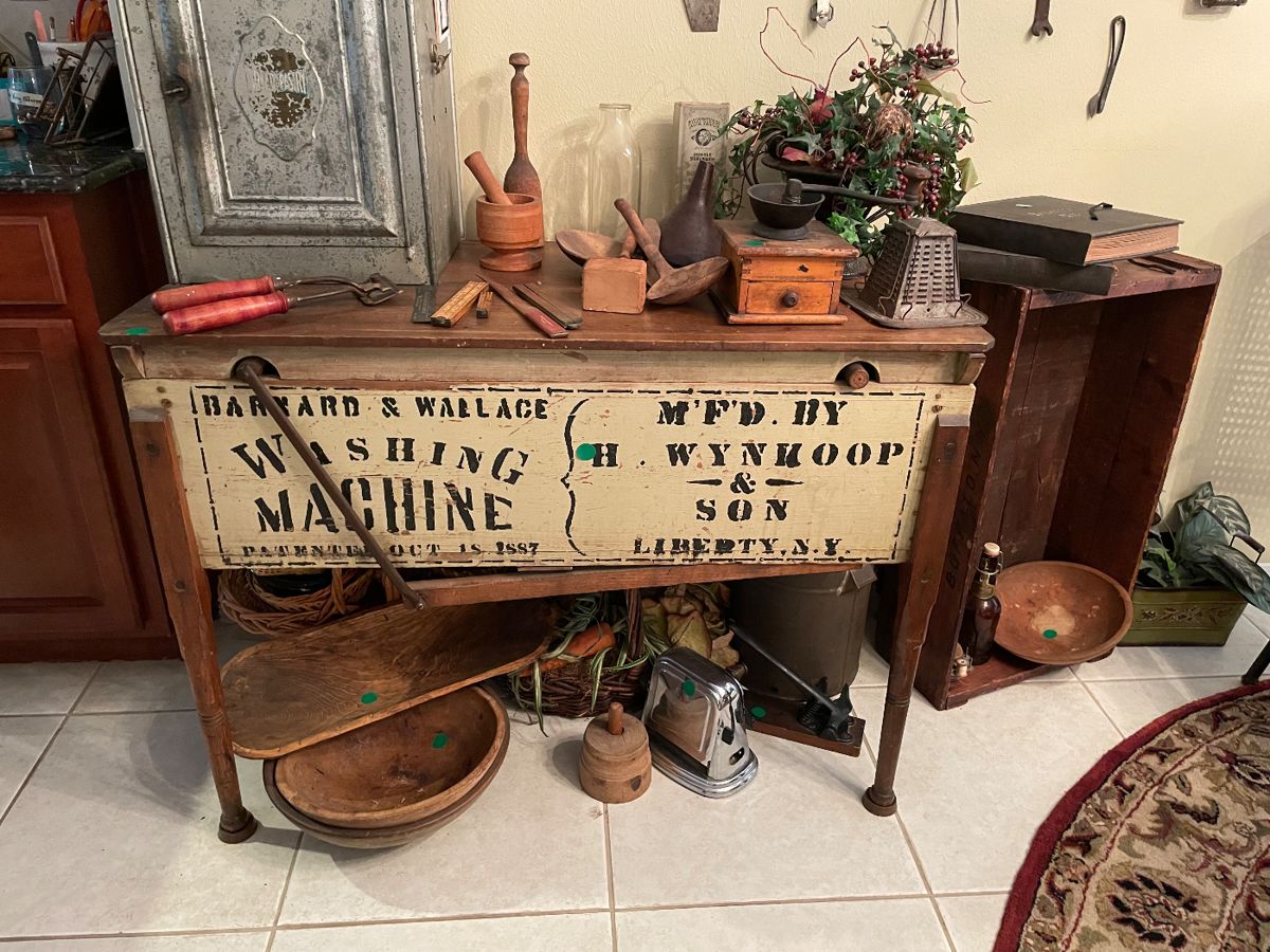 Antique washing machine