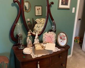 Antique vanity