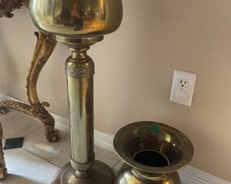 Spittoons 
