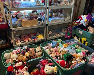 BEANIE BABIES