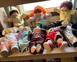 CABBAGE PATCH DOLLS