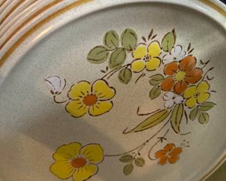 GARDEN FESTIVAL HEARTHSIDE STONEWARE