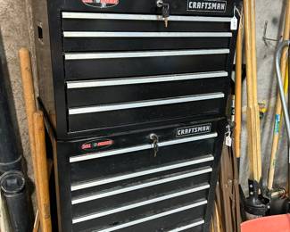 CRAFTSMAN TOOL BOX