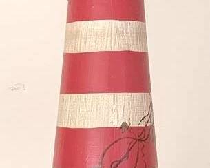 164 - Lighted Lighthouse - 18" Tall You are buying a used as-is electric/electronic item. We do not guarantee all components are present, and if it is not expressly stated, it is untested.