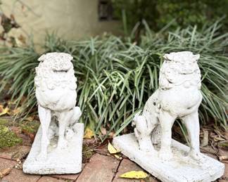 Concrete foo lions