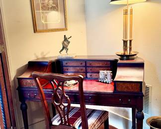 Carlton House leather top desk