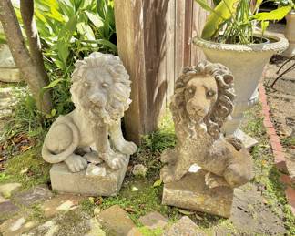 Concrete garden statuary