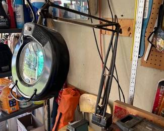 Magnifying Lamp w Light