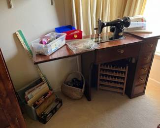 Vintage Sewing Machine and Table