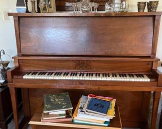 Howard Piano