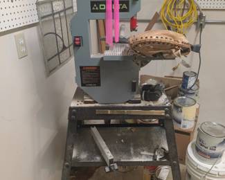 DELTA BAND SAW