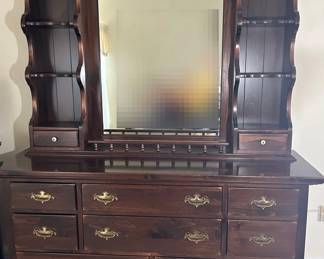 Ethan Allen Oak Dresser W Mirror Hutch 