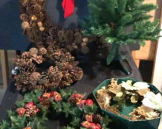 Christmas Wreaths , Small Prelit Tree