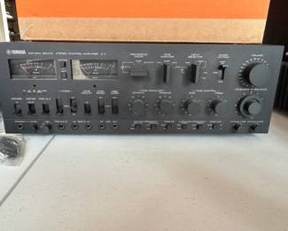 Yamaha C-1 Amplifier