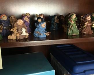 Collectible munks