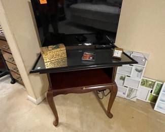 TV & table