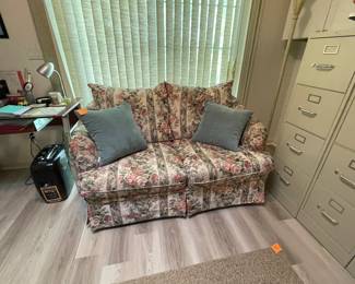 love seat