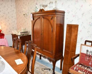 020Dining Room