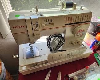 Portable Singer Sewing Machine in Carry Case.