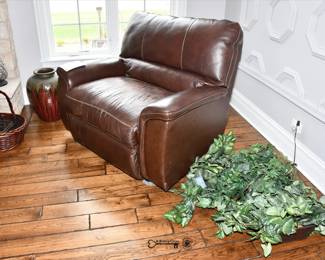 085Family Room
