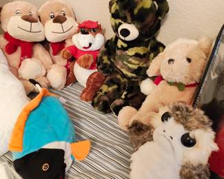 Stuff animal display