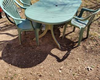 Outside Table and Chairs