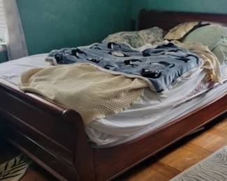 Queen Sleigh Bed $50