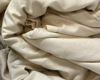 138 QueenOatmealQuiltandSheets