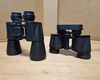 33 2SetsOfBinoculars