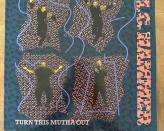 MC Hammer – Turn This Mutha Out / Ring 'Em / V-15437