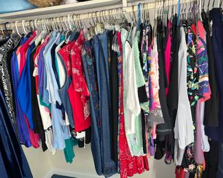 AND MORE CLOTHES!!