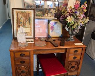 Stunning 1920's vanity, mirror & bench! Matches the chest of drawers!