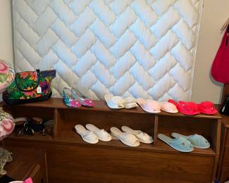 Full size mattress set