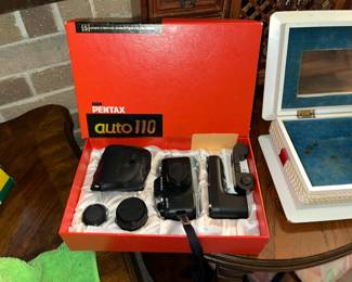 Fine quality Pentax Auto 110 camera outfit in box!