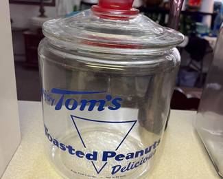 Wonderful vintage Tom's Peanuts jar w/ lid