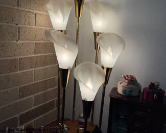 Stunning 6-light lamp