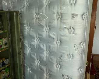 Nice queen size mattress set